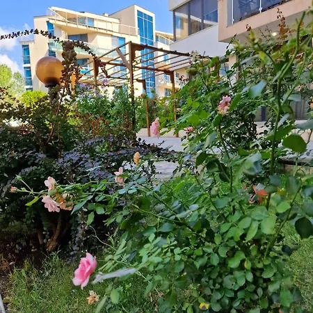 Holiday Vila Lägenhet Slăntjev Brjag